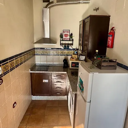 Rincon Arabe Junto Al Templo Y Ayuntamiento Lejlighed