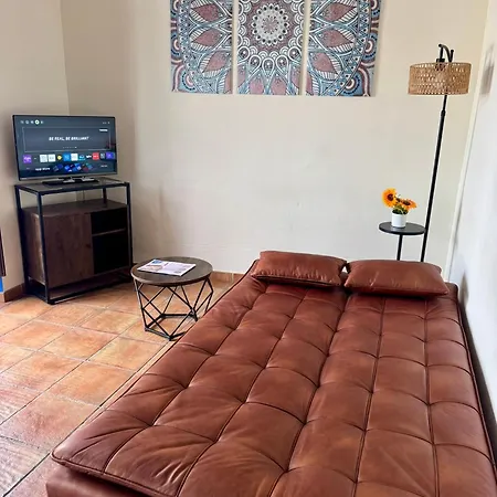 Rincon Arabe Junto Al Templo Y Ayuntamiento * Córdoba