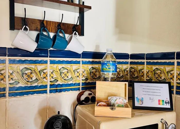 Rincon Arabe Junto Al Templo Y Ayuntamiento Daire