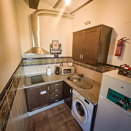 Rincon Arabe Junto Al Templo Y Ayuntamiento * Cordoba